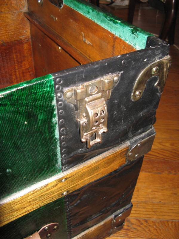 Original Latch Right View